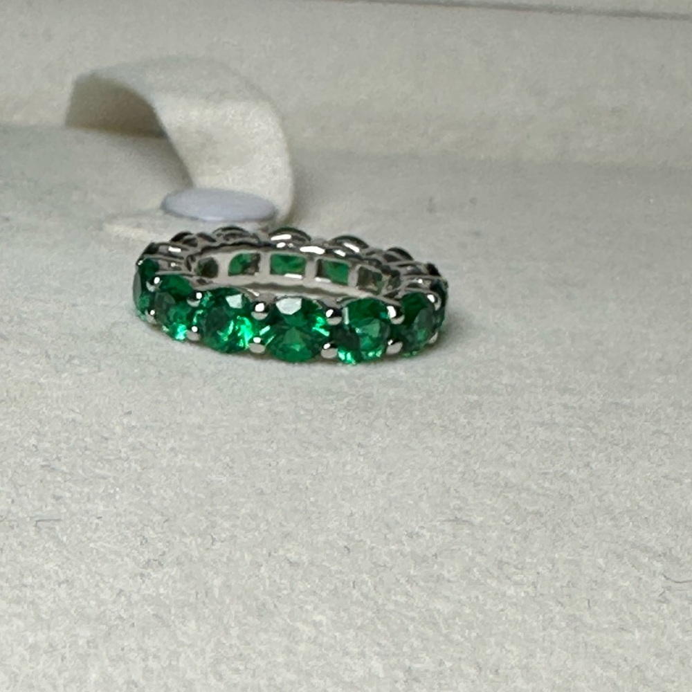 Emerald Eternity Ring - image 4